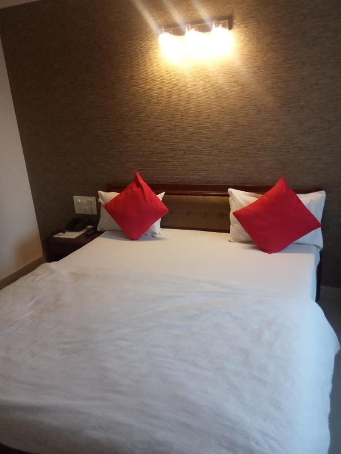 אחמדאבאד Hotel Apex מראה חיצוני תמונה