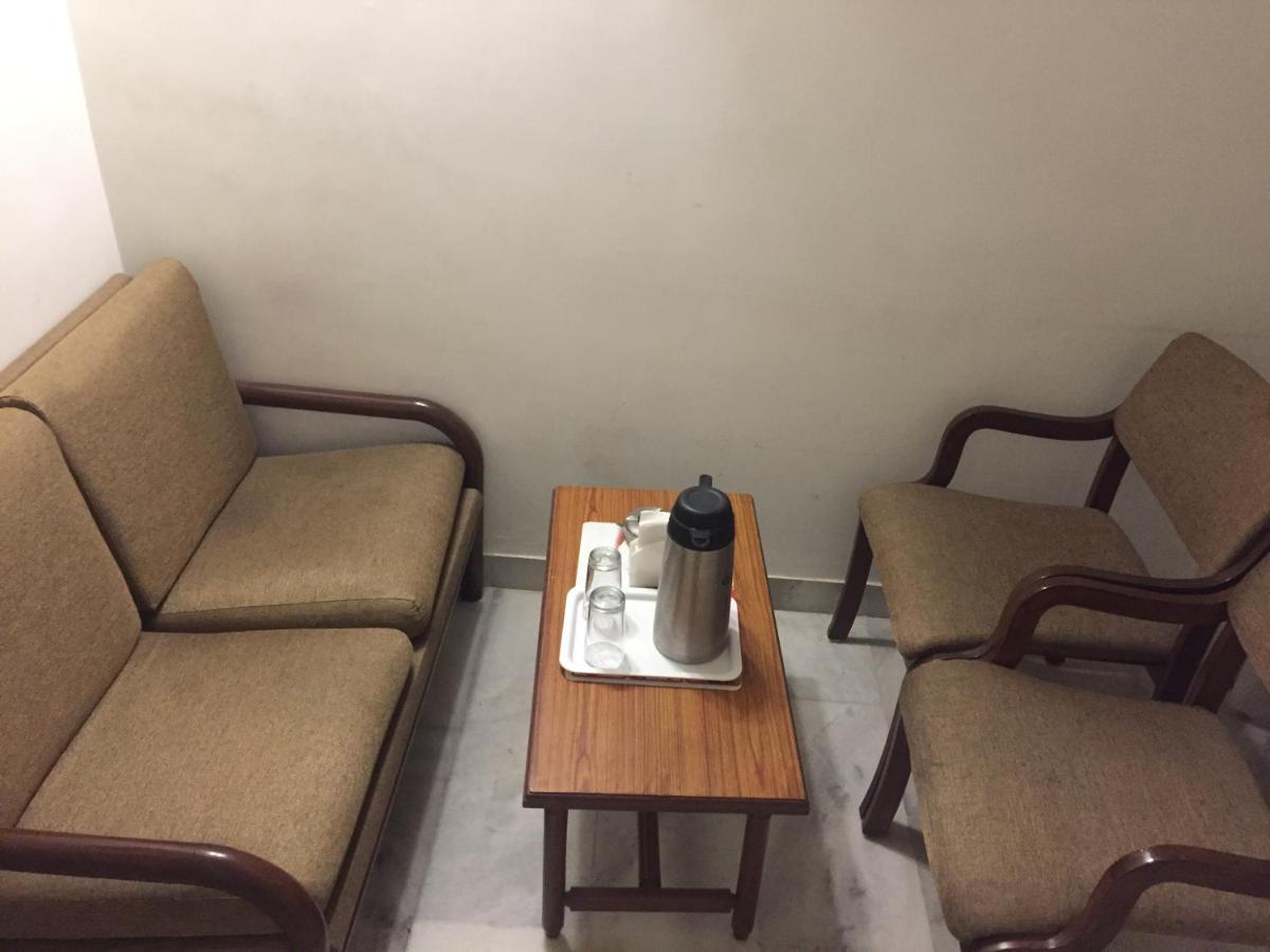 אחמדאבאד Hotel Apex מראה חיצוני תמונה