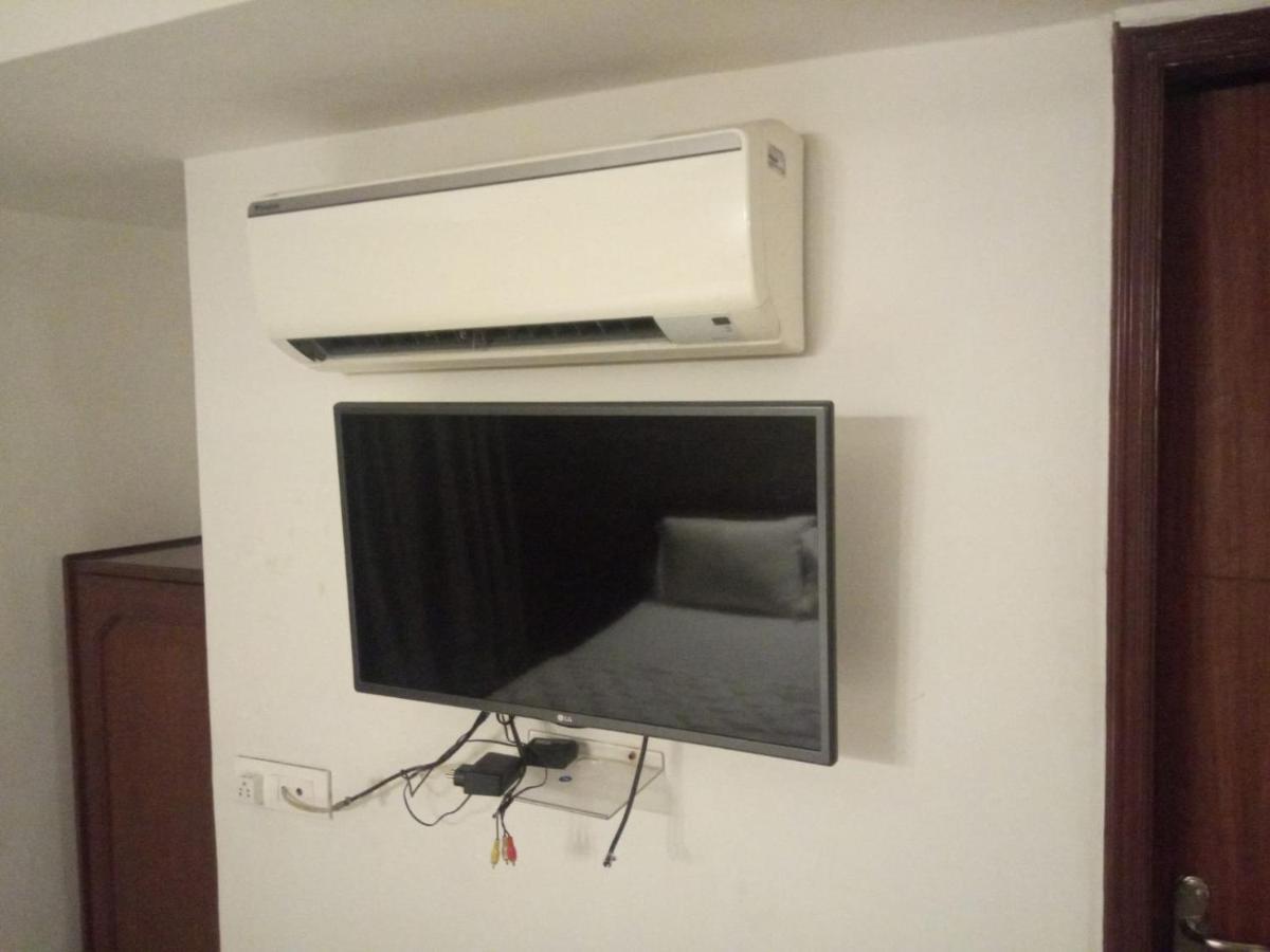 אחמדאבאד Hotel Apex מראה חיצוני תמונה