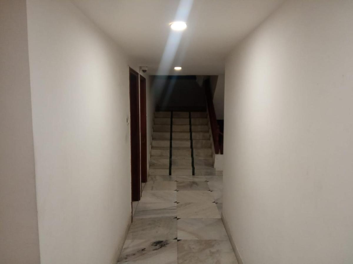 אחמדאבאד Hotel Apex מראה חיצוני תמונה