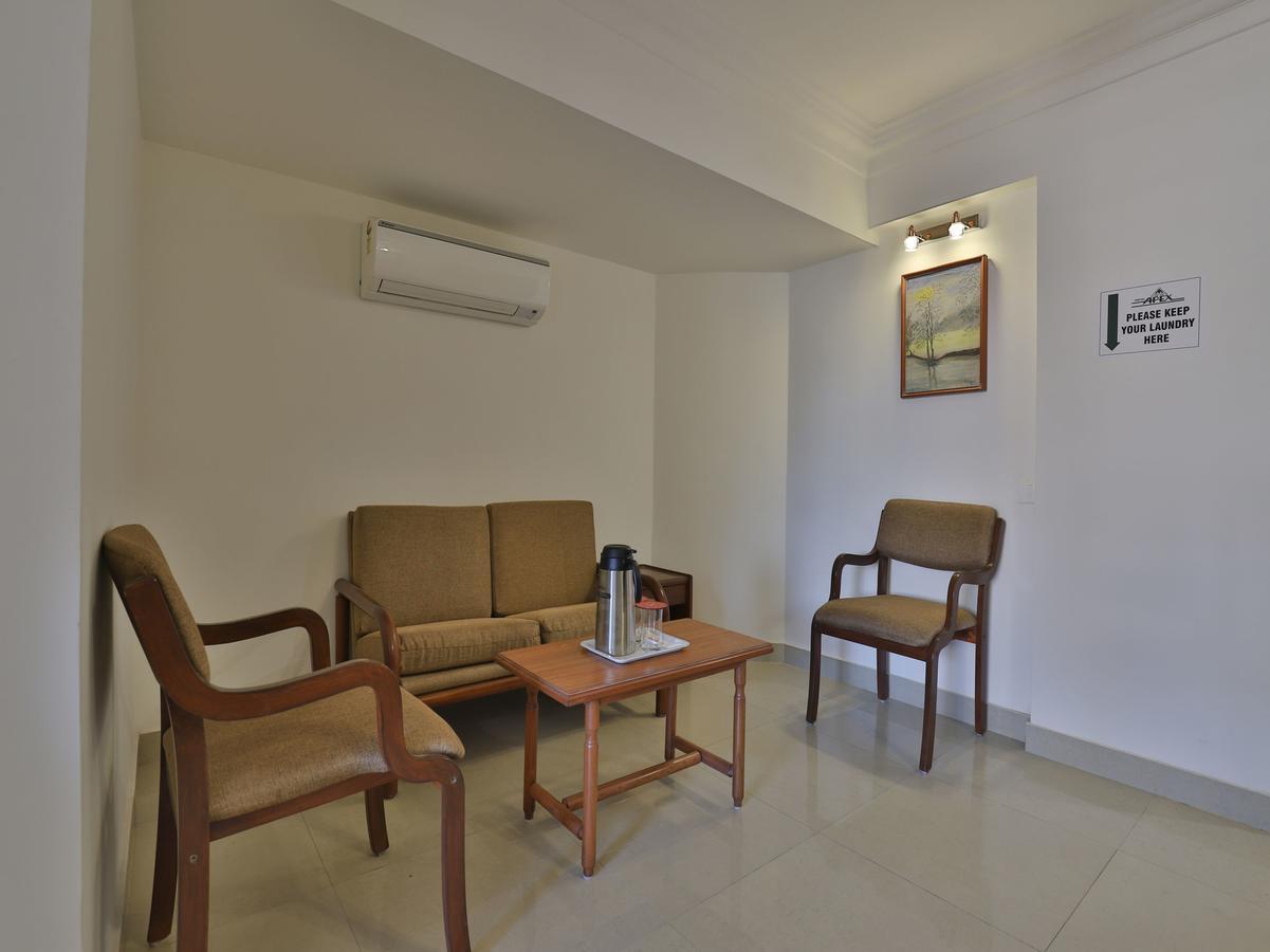 אחמדאבאד Hotel Apex מראה חיצוני תמונה